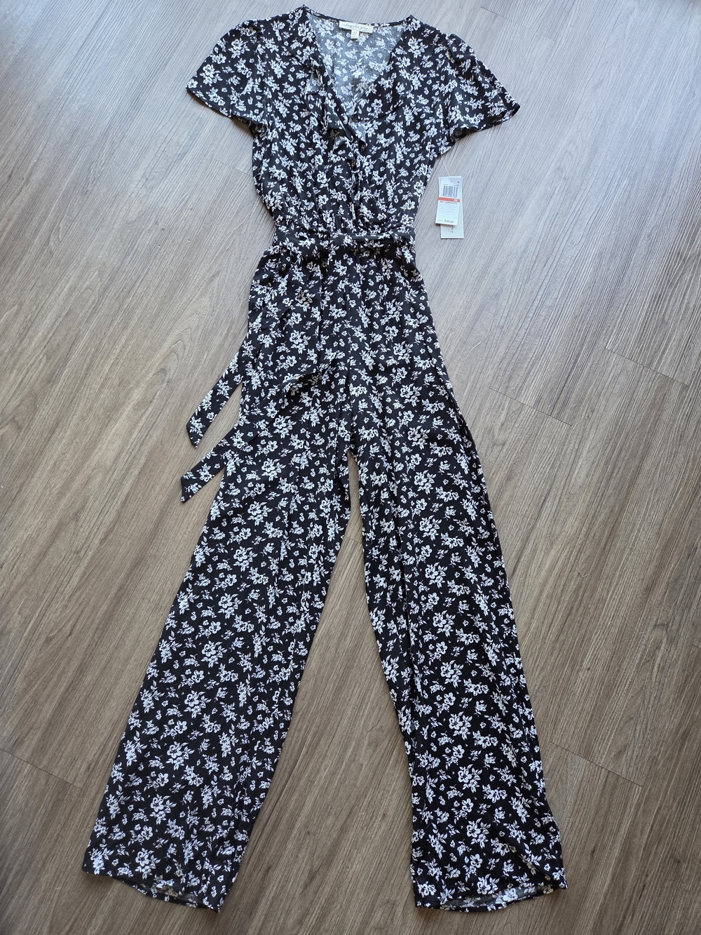 Kingston Grey Black and Ivory Floral Ruffle Wide Leg Jumpsuit XS NWT